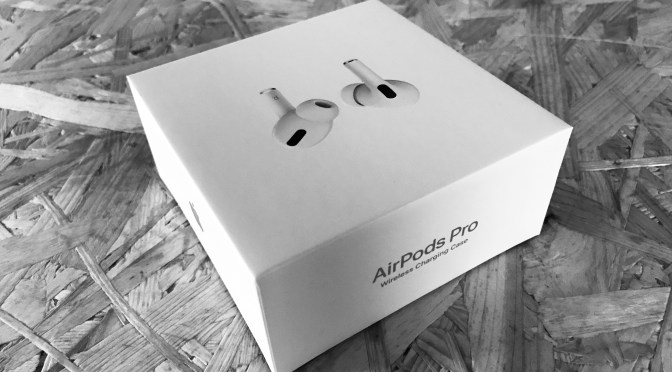 AirPods Pro wireless Charging Caseのレビュー